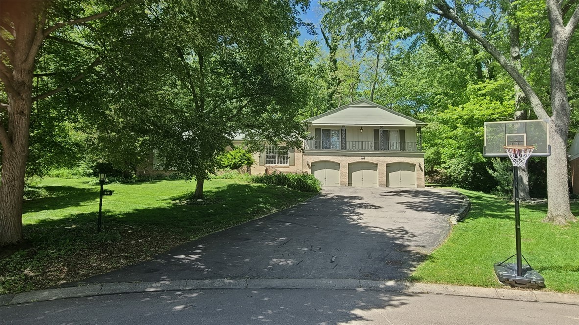 419 Oakmead Place