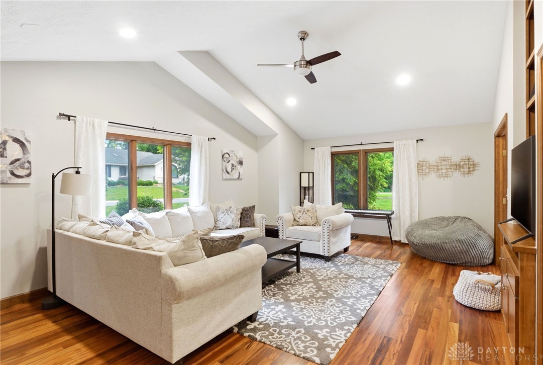 6391 Shadow Lake Trail