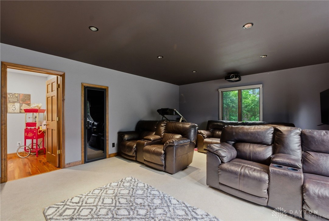 6391 Shadow Lake Trail