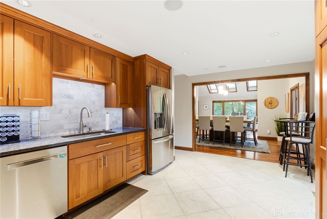 6391 Shadow Lake Trail