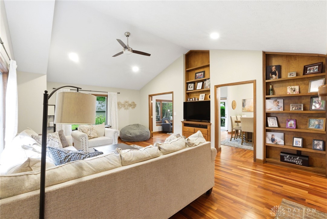 6391 Shadow Lake Trail