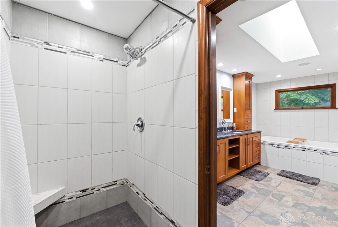 6391 Shadow Lake Trail