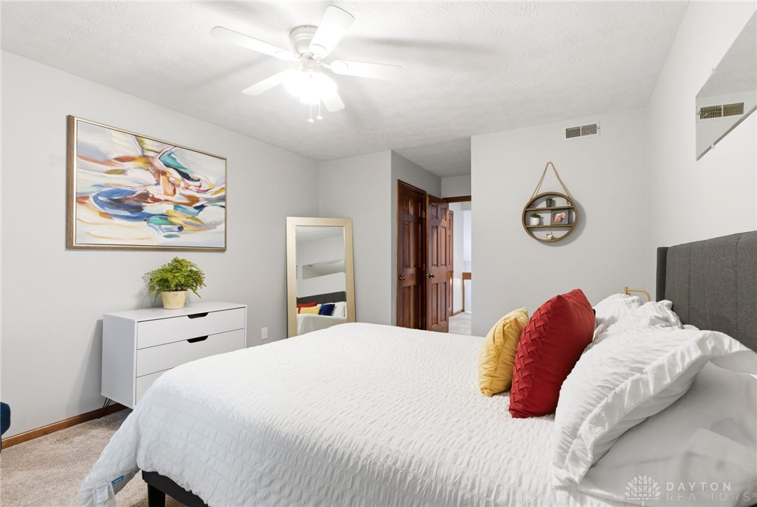6391 Shadow Lake Trail