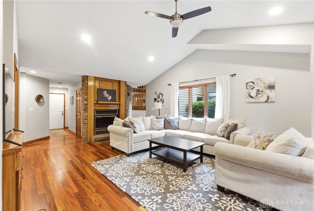 6391 Shadow Lake Trail