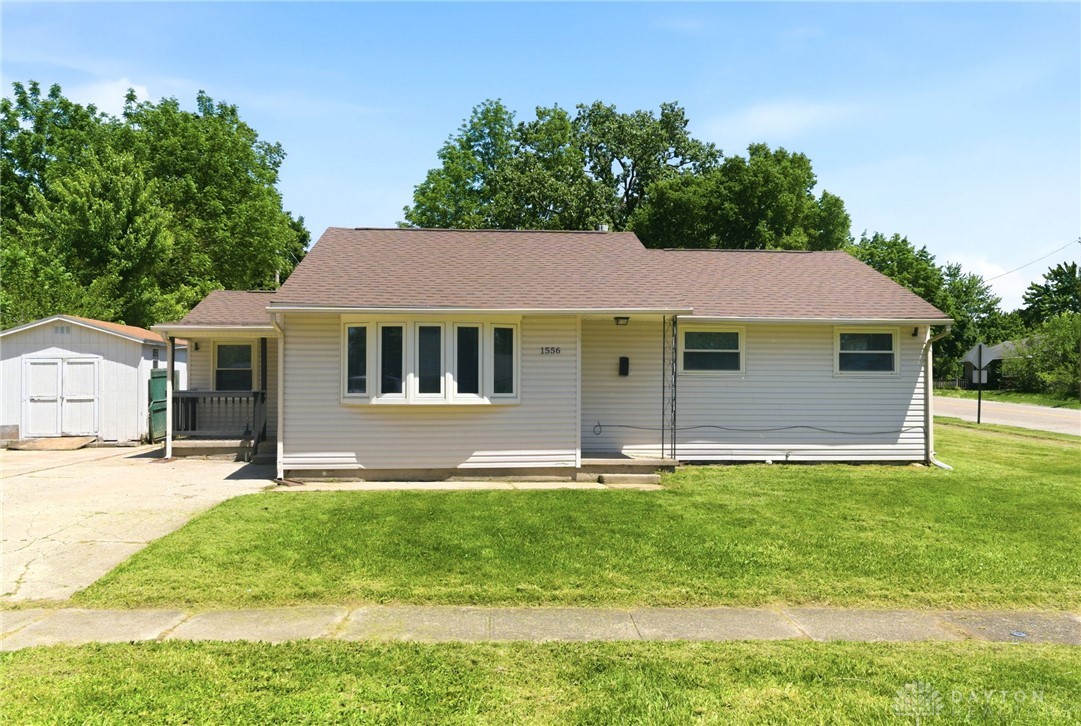 1556 Larchwood Drive