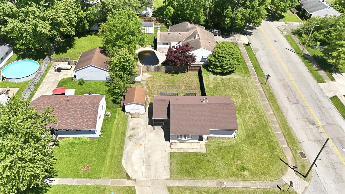 1556 Larchwood Drive