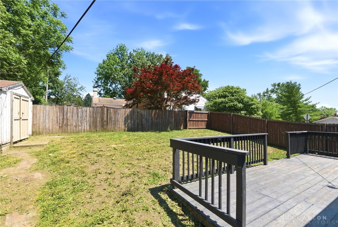 1556 Larchwood Drive