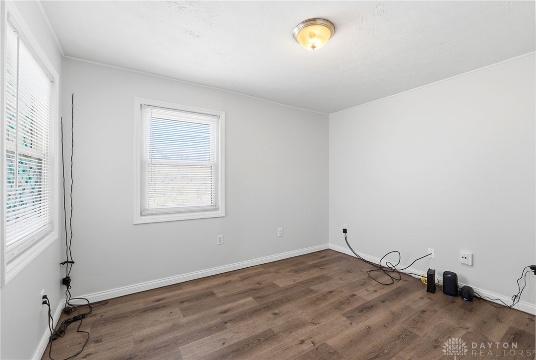 1556 Larchwood Drive
