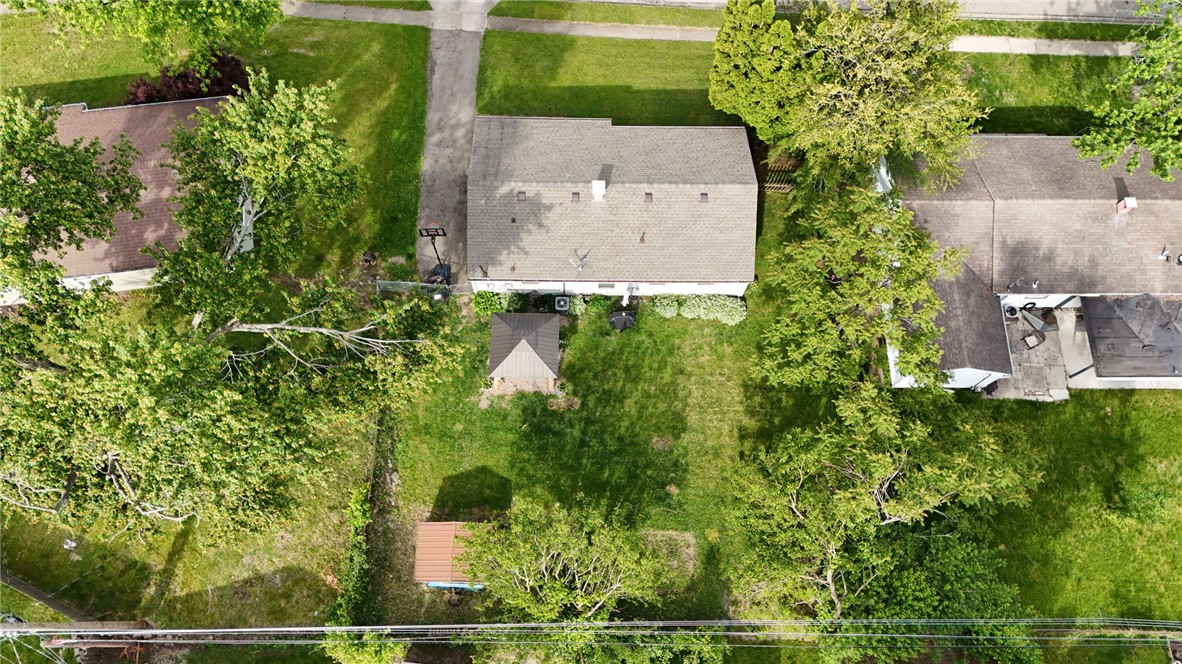 121 Ebony Lane