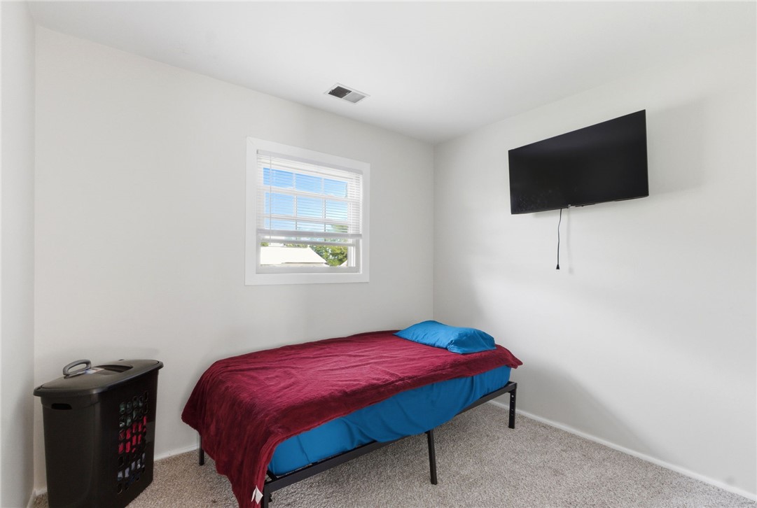 121 Ebony Lane