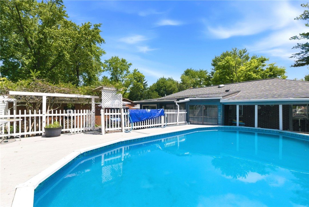 2087 Turnbull Road