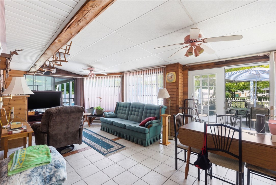 2087 Turnbull Road
