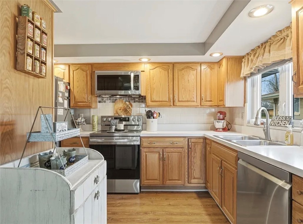 1408 Mapleridge Drive
