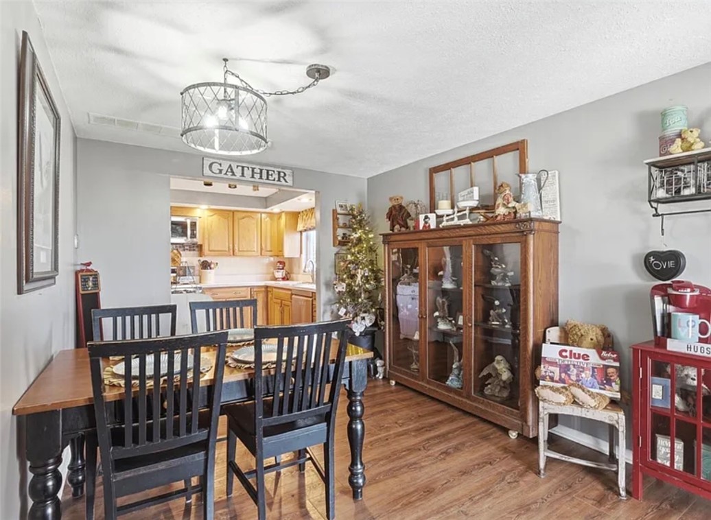 1408 Mapleridge Drive