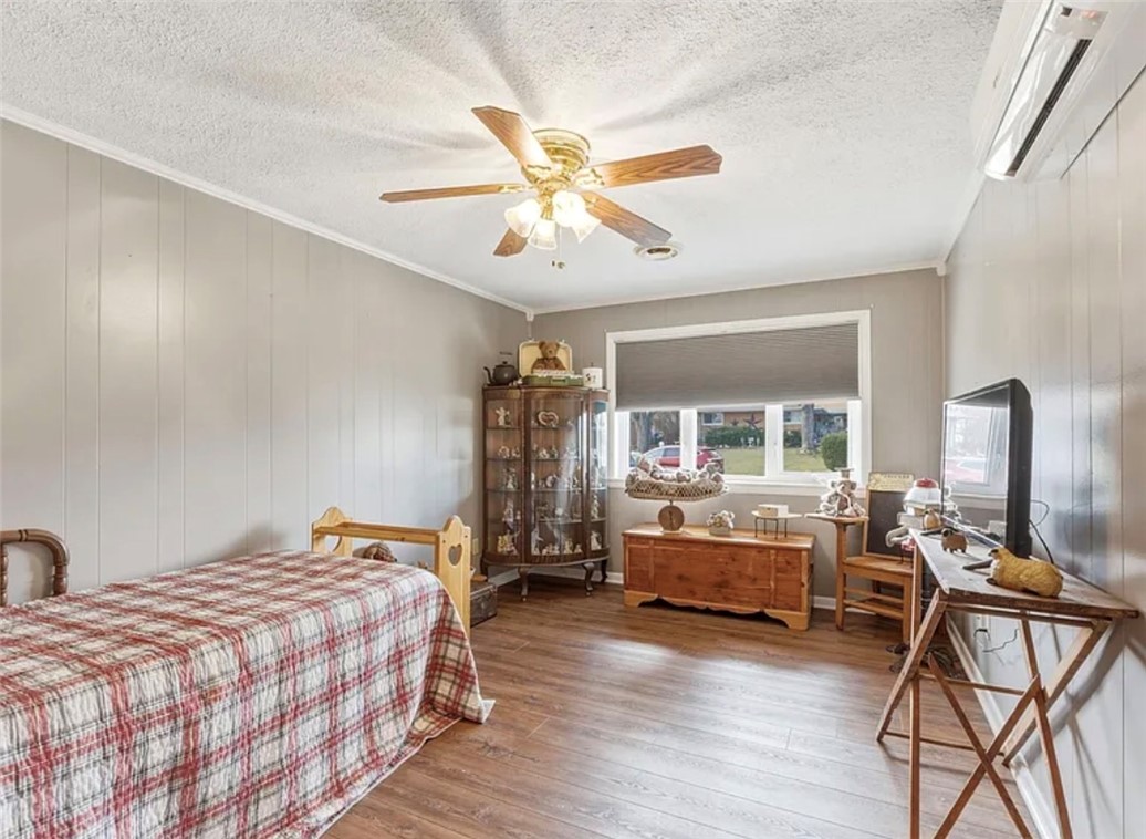 1408 Mapleridge Drive
