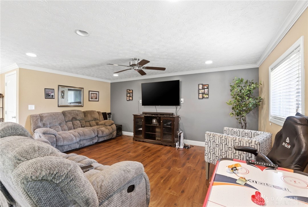 5713 Hubbard Court