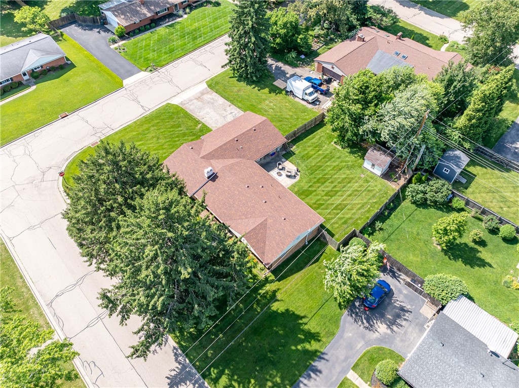 77 Lammers Avenue