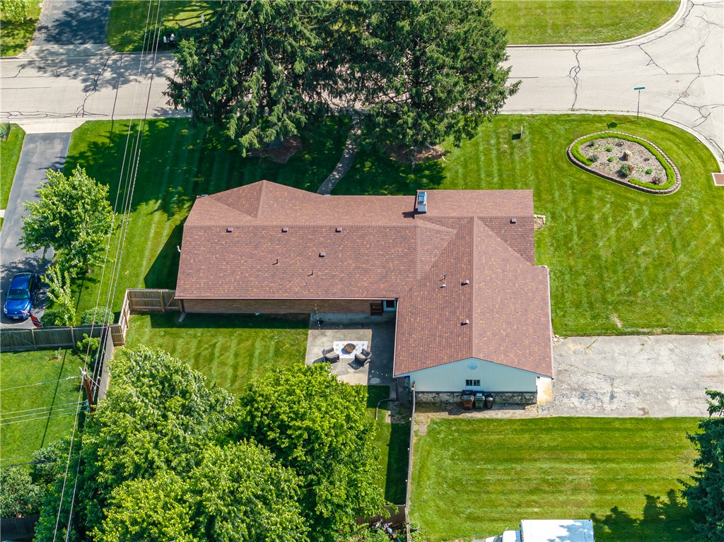 77 Lammers Avenue