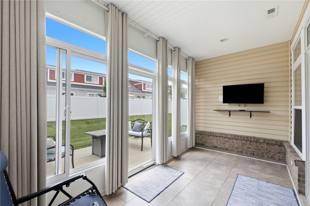 648 Coral Court