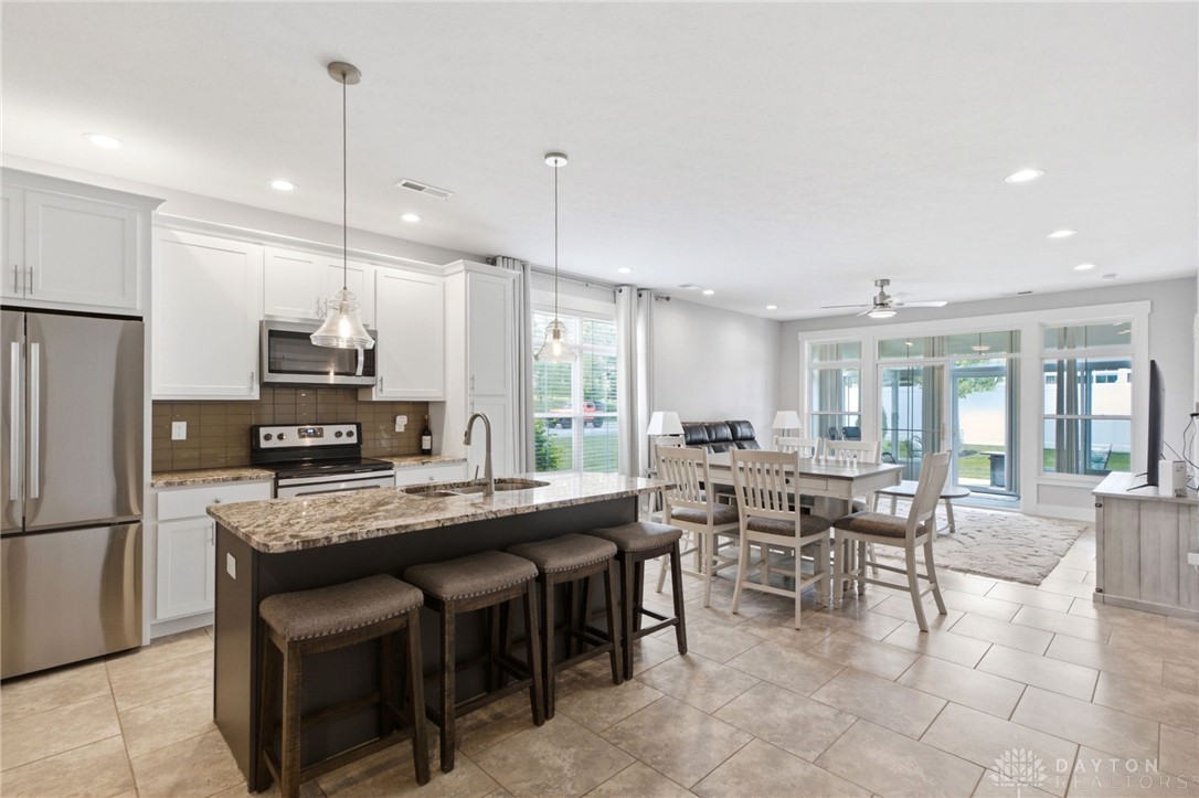648 Coral Court