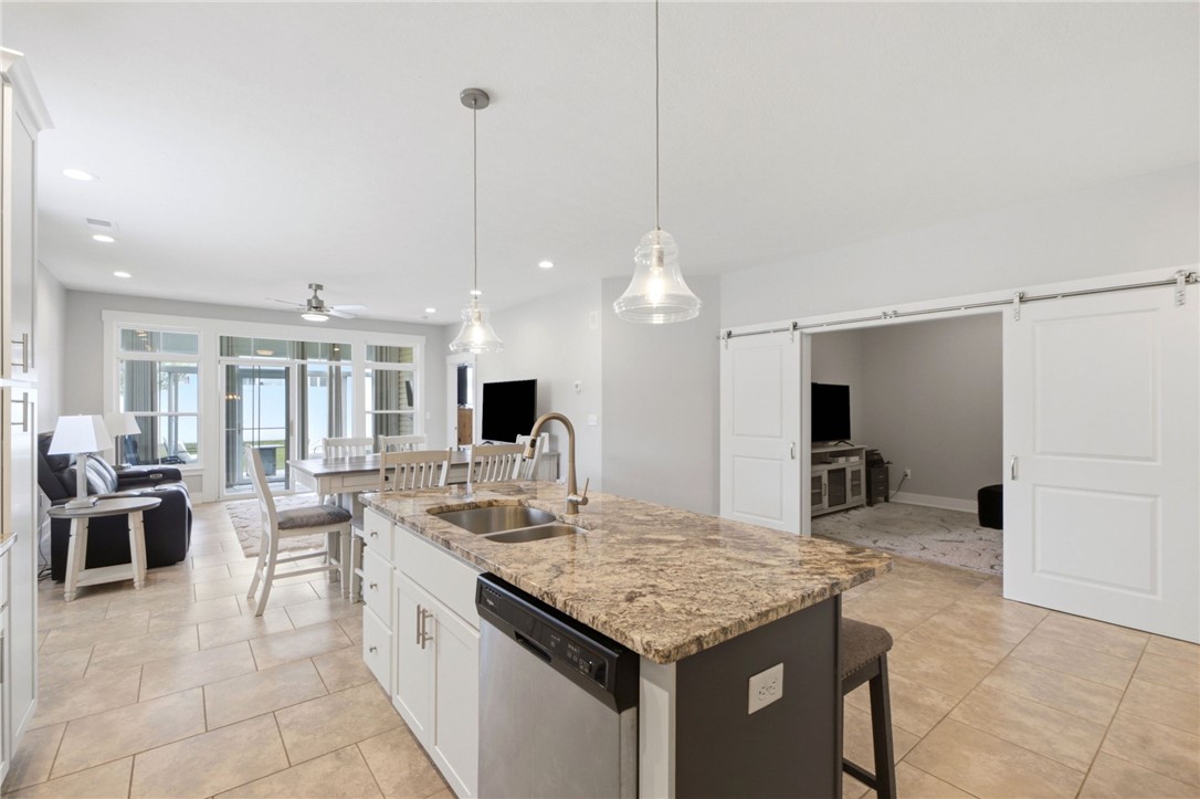 648 Coral Court