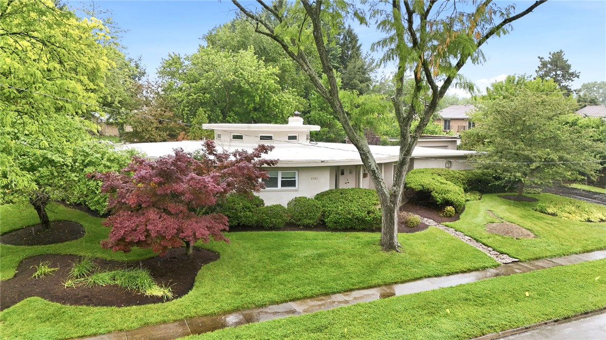 2501 Parklawn Drive