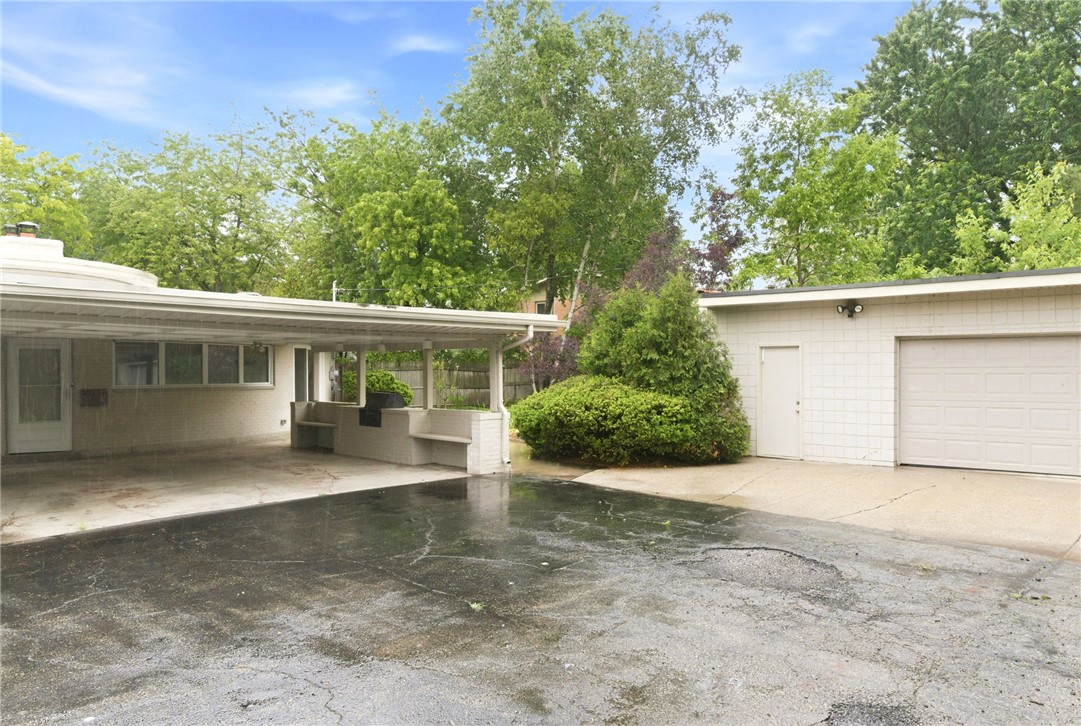 2501 Parklawn Drive