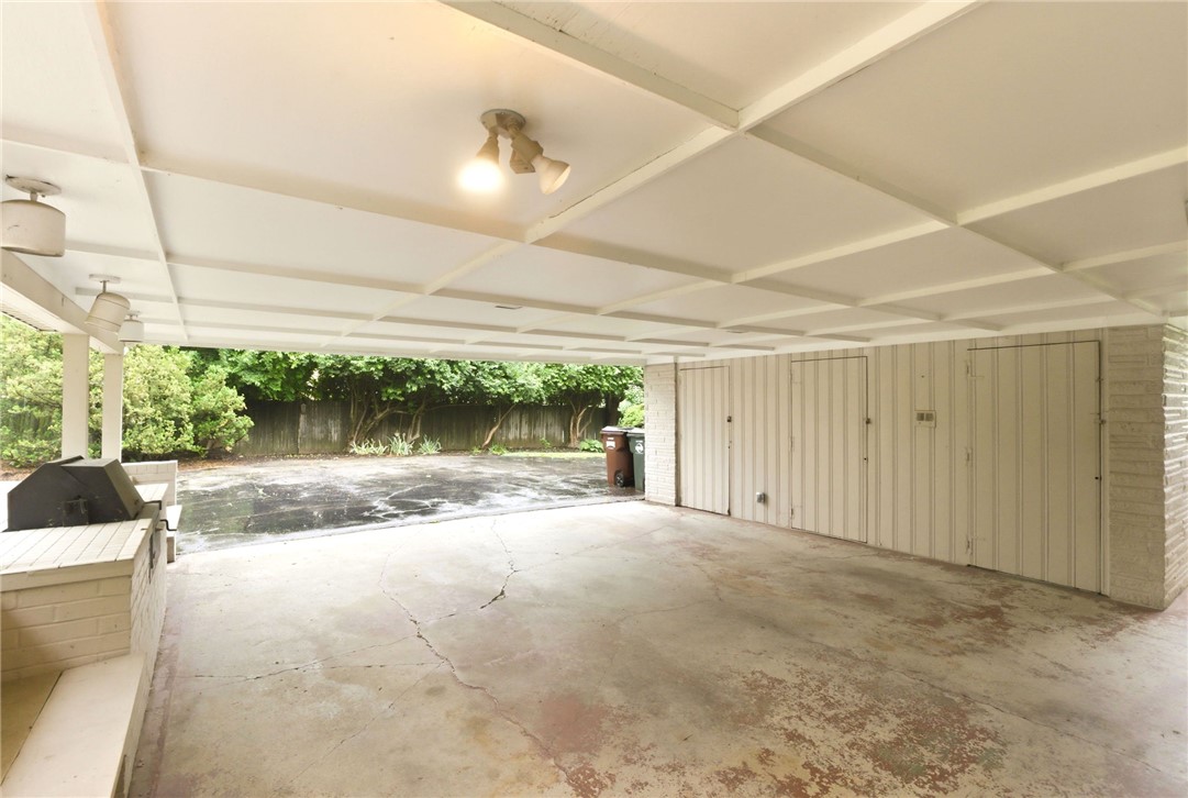 2501 Parklawn Drive
