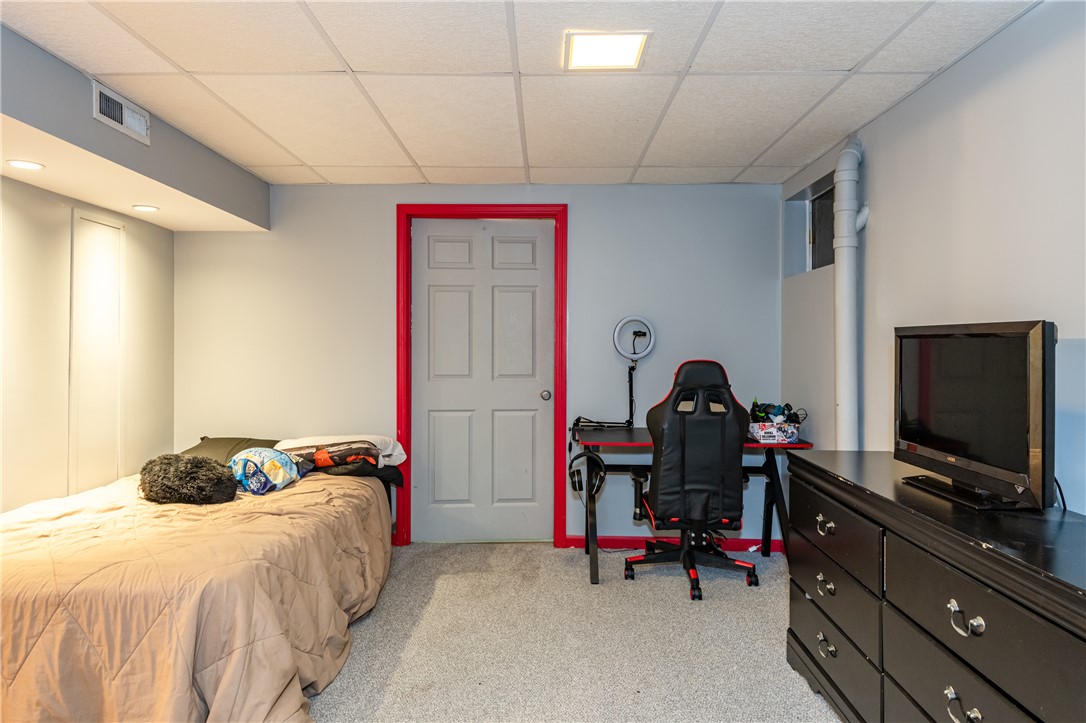 35 Berryhill Court