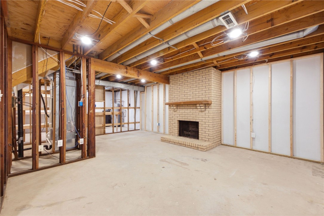 1437 Ticonderoga Court