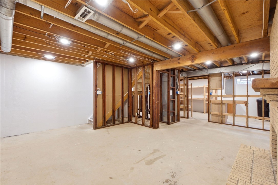 1437 Ticonderoga Court