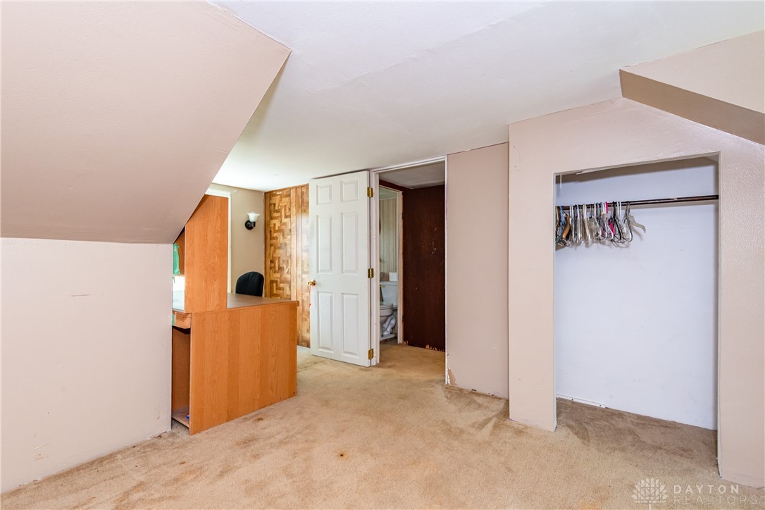 945 S Linden Avenue
