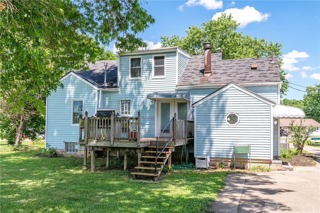 945 S Linden Avenue