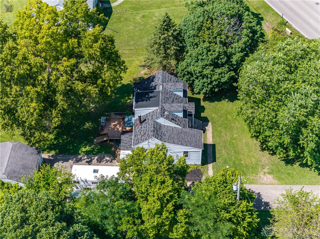 945 S Linden Avenue