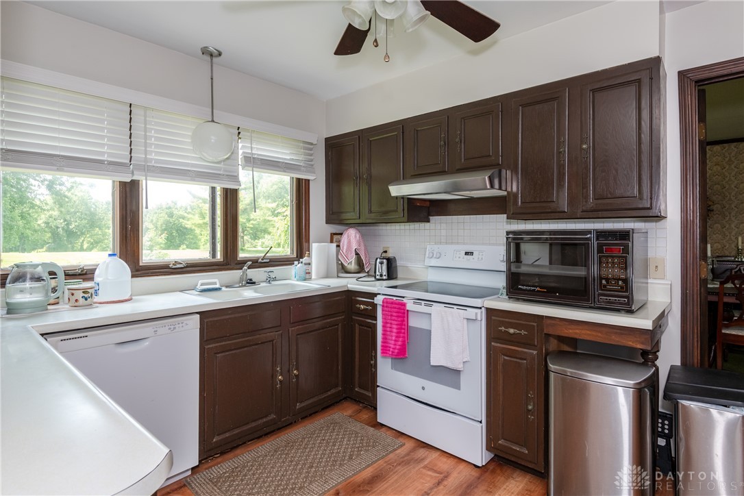 2473 Linebaugh Road