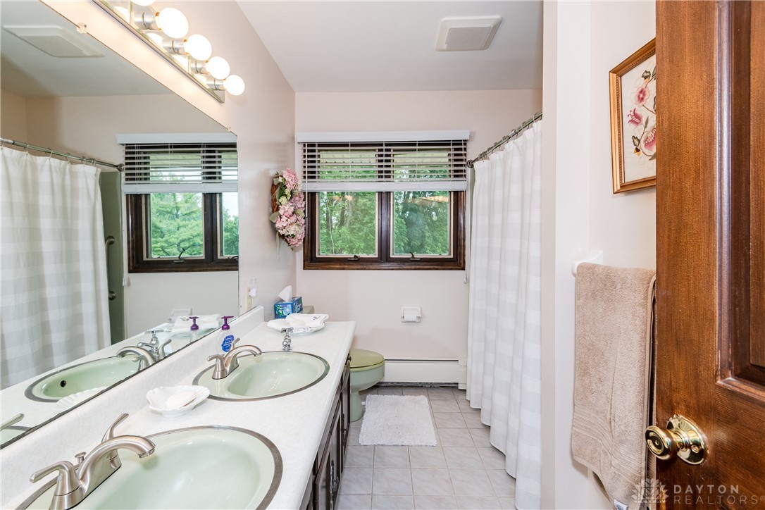2473 Linebaugh Road