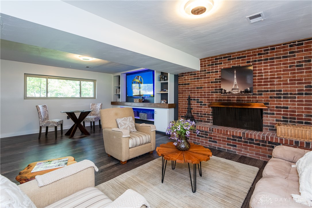 703 Friar Tuck Court