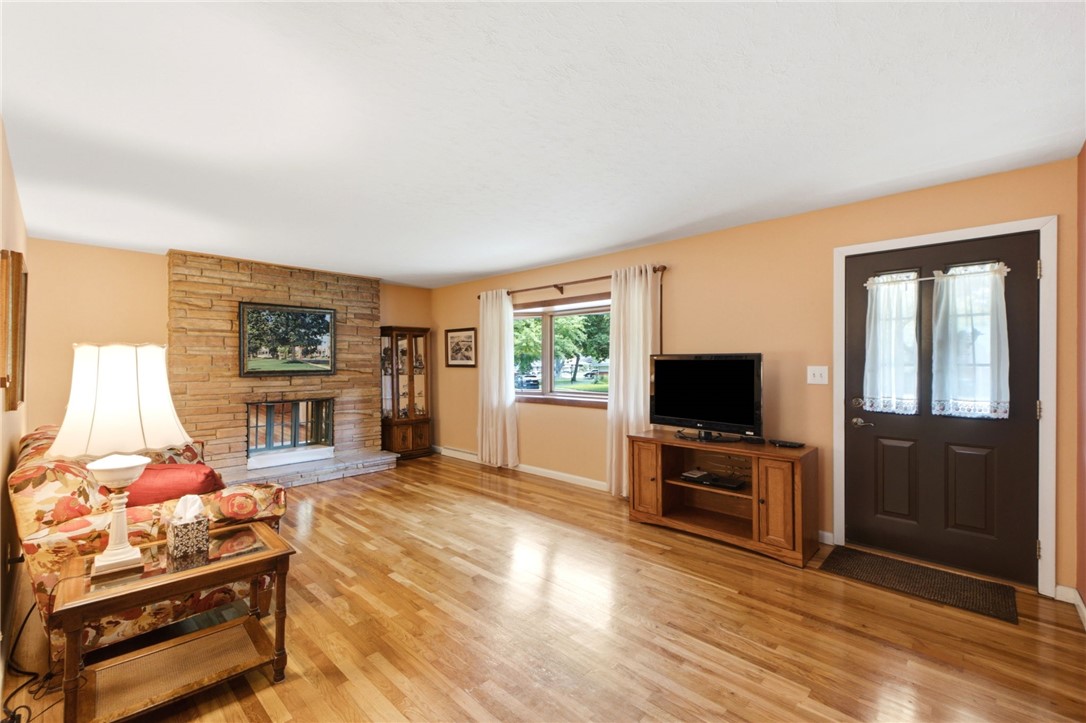 4533 Ridgebury Drive