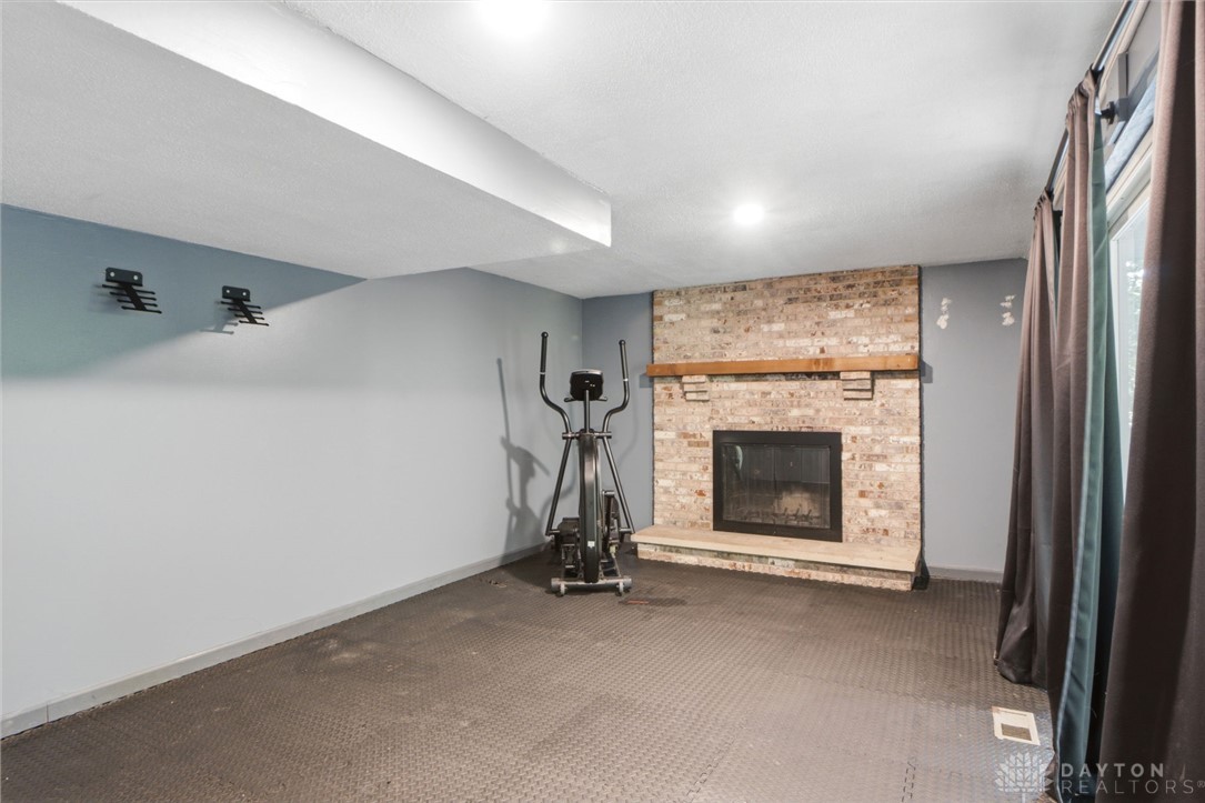 1464 Hilltop Road