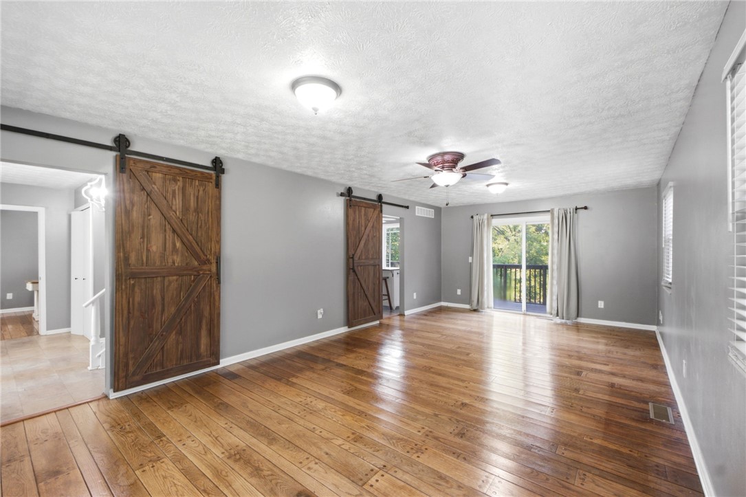 1464 Hilltop Road