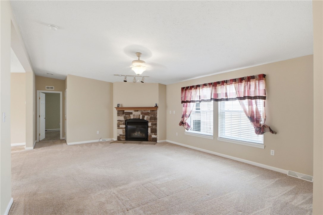 2323 Mallory Court