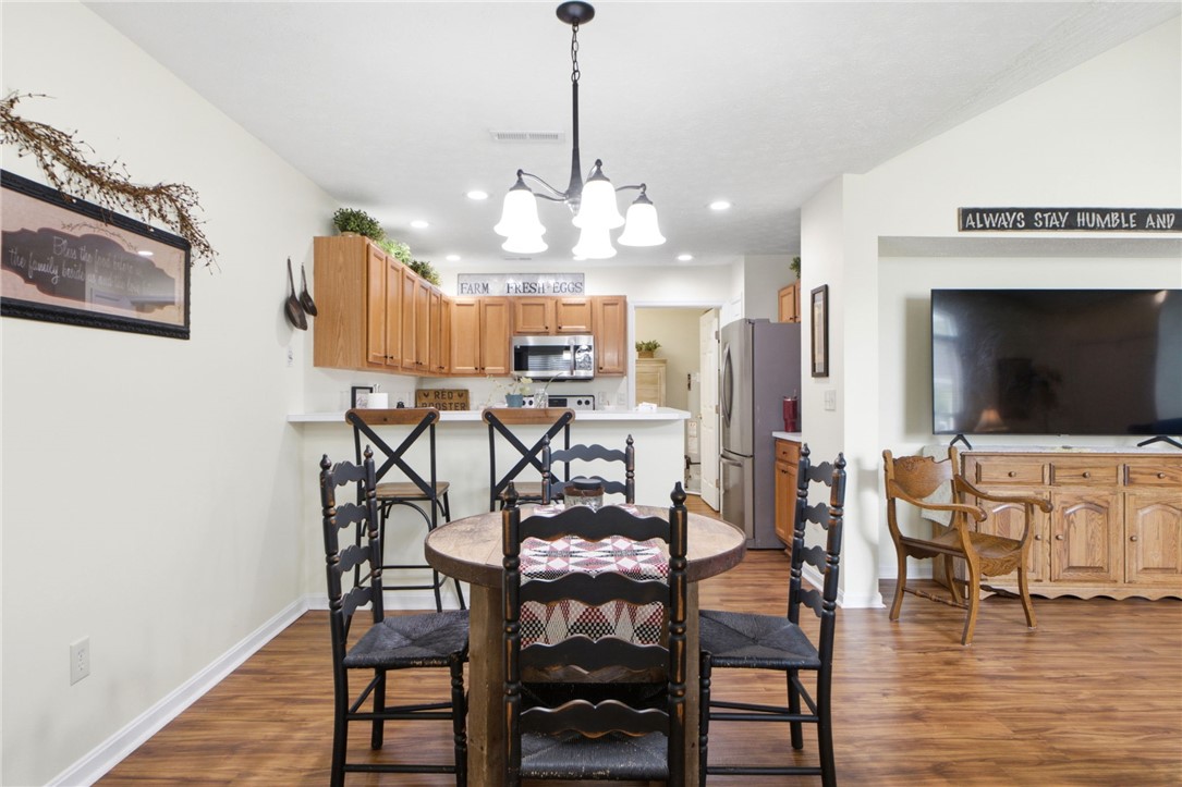 275 Broadleaf Circle