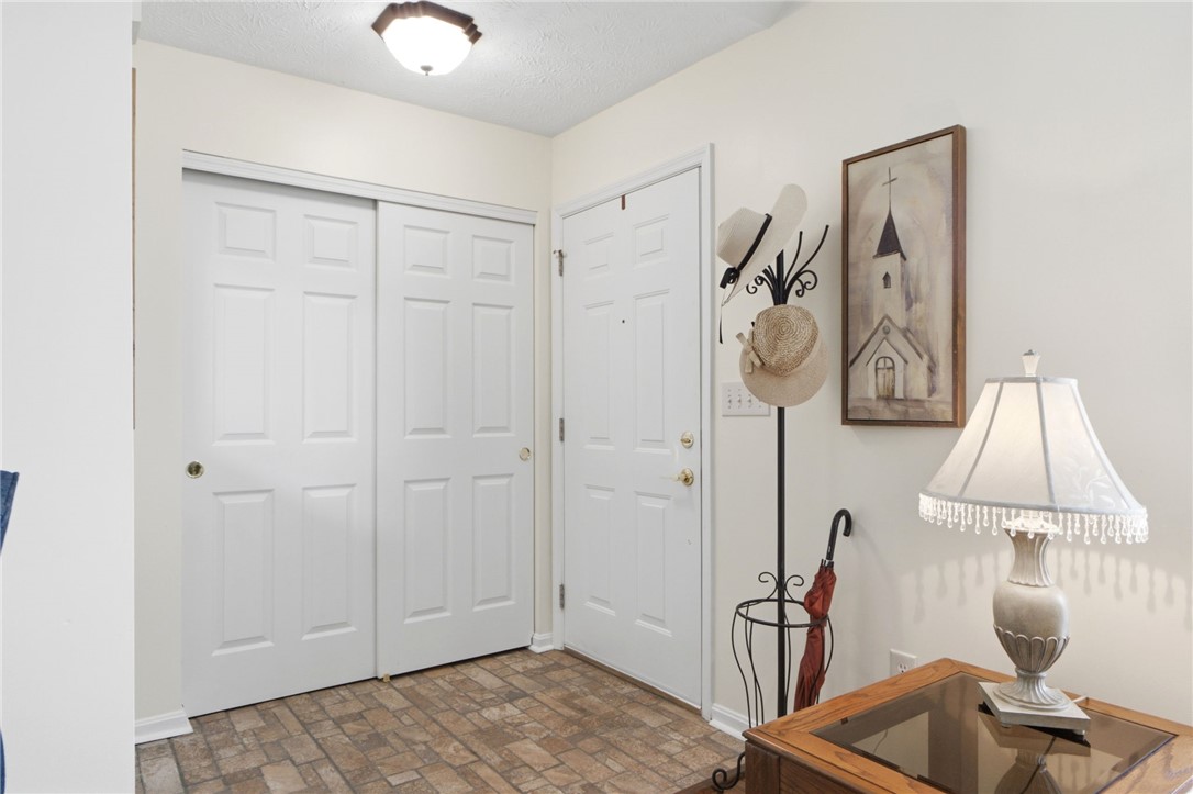 275 Broadleaf Circle