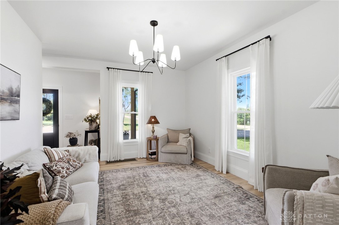 7351 Farmersville Germantown Pike