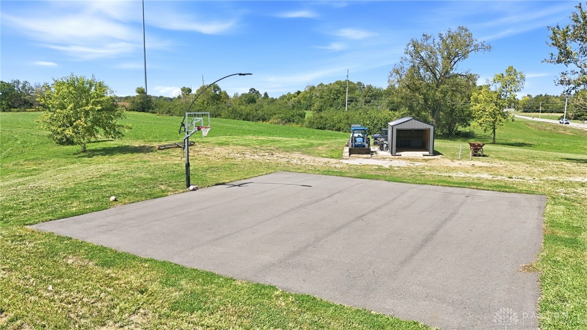 7351 Farmersville Germantown Pike