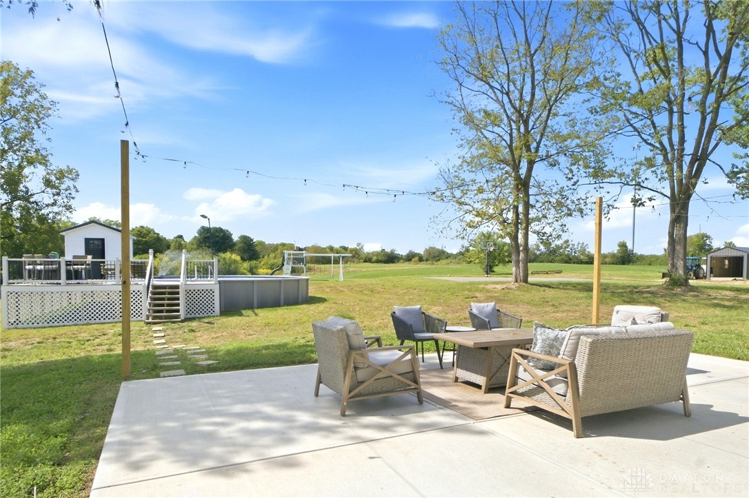 7351 Farmersville Germantown Pike