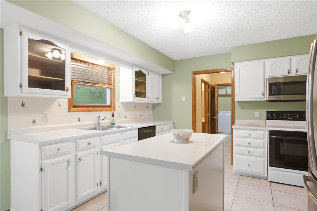 6091 Blueberry Drive