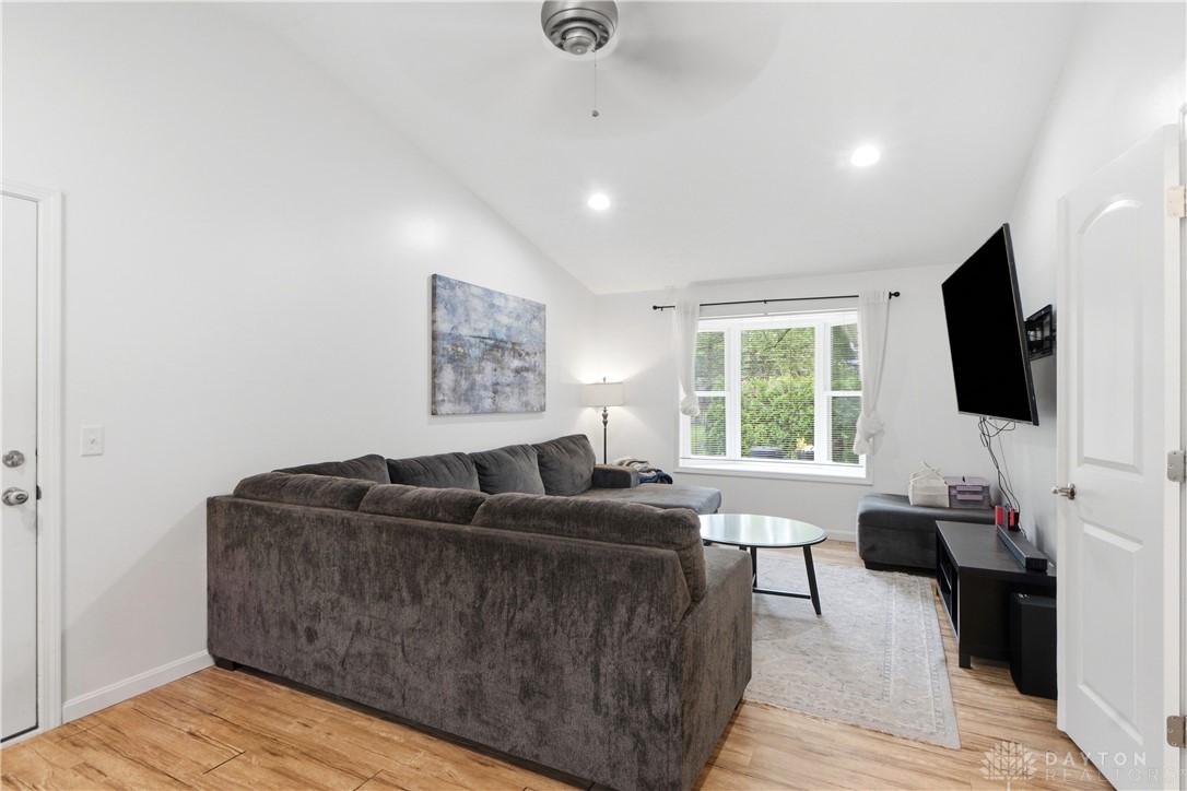 5907 Verdi Drive
