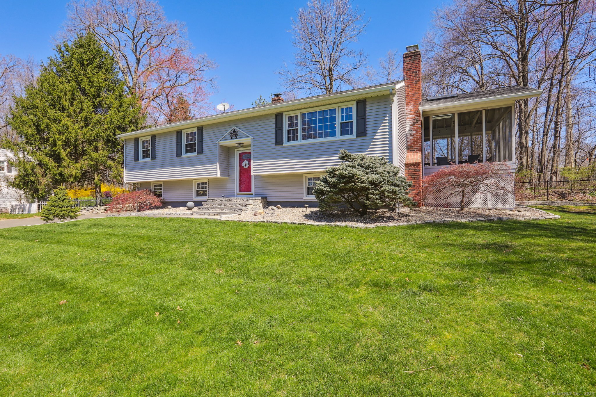 16 Hearthstone Drive