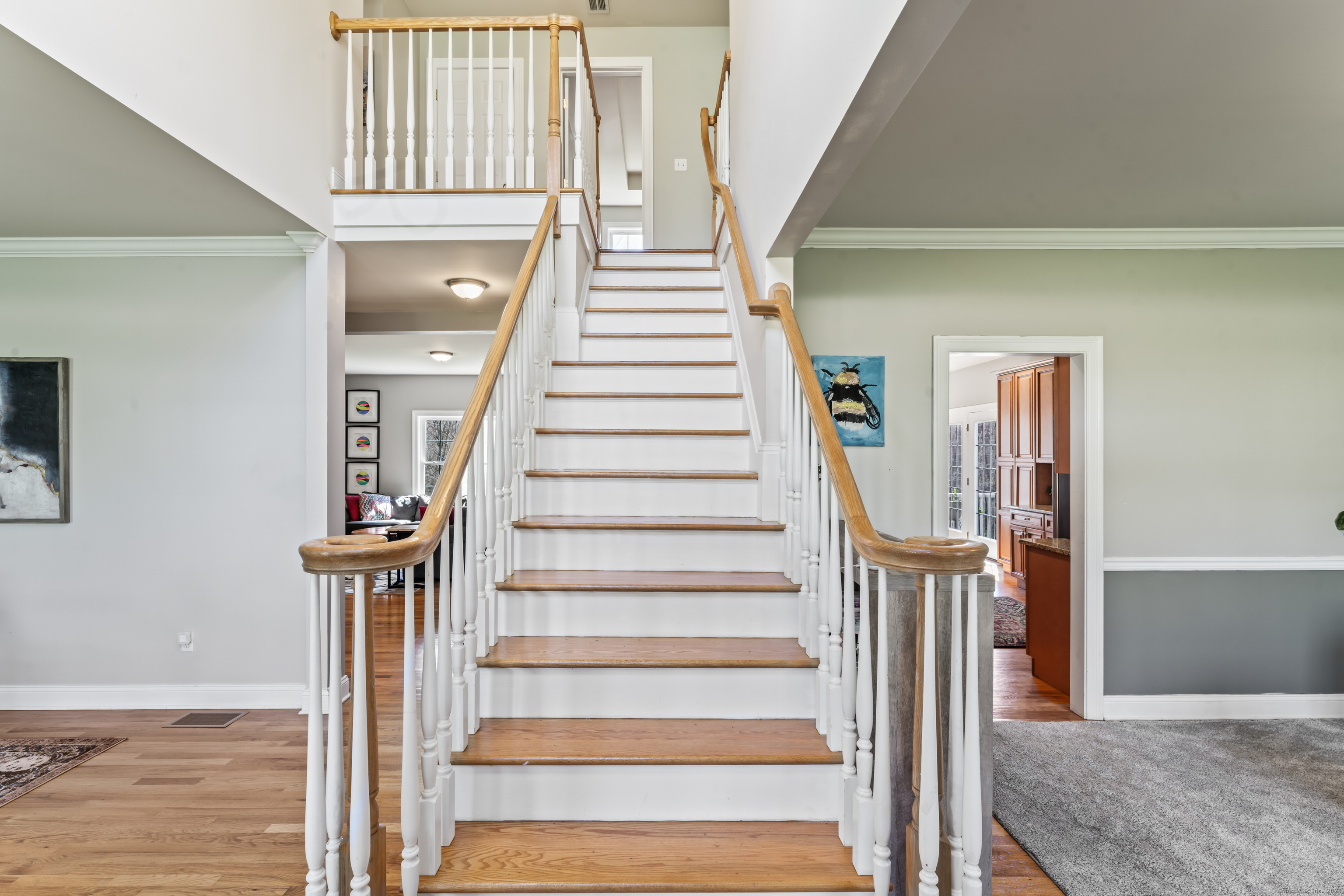 6 Ridge Valley Road